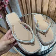 Chinelo feminino NO STRASS Verao 2026