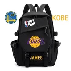 Frete grátis Mochila esportiva de Nylon para estudantes do ensino médio 42 * 30 * 14cm Mercadoria de basquetebol KOBE JAMRS Lakers Mochila esportiva High-End Mochila esportiva High-End Mochila esportiva Fashion Elementary School Mochila esportiva High-End