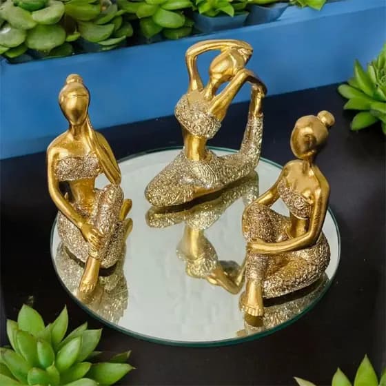 Kit C/3 Estátuas Decorativo Posições De Yoga 6cm + Bandeja Espelhada Meditação Enfeite
