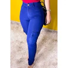 Calça feminina cargo com bolso lateral moda blogueira cintura alta tendência