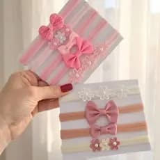 Kit Boas Vindas 5 Faixinhas de Bebê Laços RN Menina Tiara Meia Seda Macia Várias Cores