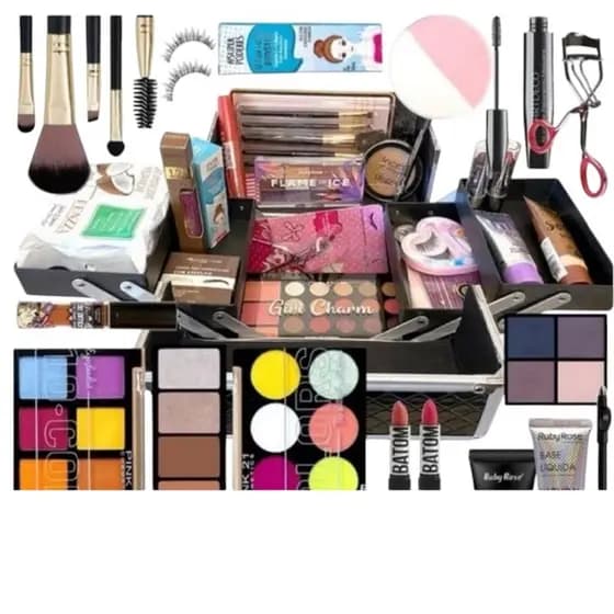KIT DE MAQUAGEM E SKINCARE COM 10 ITENS,batom,lápis de olho blush, iluminador,kit pincel)obs não acompanha a maleta)