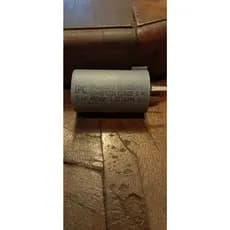 Capacitor 6uF 400V IPC Ar-Condicionado Terminal 3 Pinos Permanente Original NF