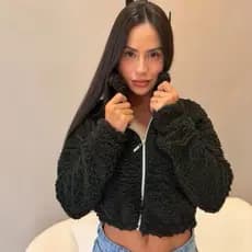 Jaqueta Pelo Sintético Teddy Sherpa Elegante Confortavel Ziper Moda Feminina Inverno Blogueira