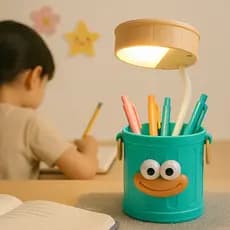 Porta lapis com  luminária decorativa / escolar/escritorio /presente/casa