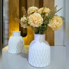 Vaso origami decorativo de gesso