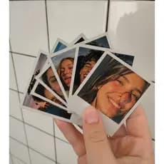 Kit Fotos Ímã Personalizadas Estilo Polaroid 7x6cm para Geladeira – Com ou Sem Legenda, Data ou Frase – Decoração