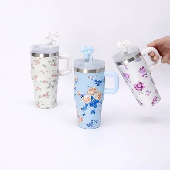 Copo Térmico Infantil 500ml Com Canudo E Estampa De Flores
