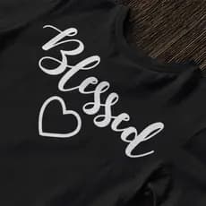 Camiseta Blessed Feminina algodão diversas cores moda casual t-shirt blessed