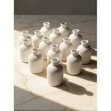 kit com 15 vasos de gesso para lembrancinha de centro de mesa