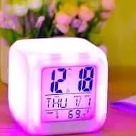 Relógio Despertador Digital Cubo Led Muda 7 Cores Colorido