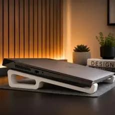 Suporte para Notebook Ergonômico – Mais Conforto e Organização