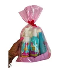Kit Skin Care Super Poderes Completo: Gel Anti-Idade+Body Splash 200ml+Mousse Facial+Toalha Turbante