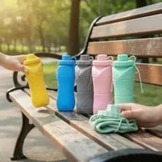 Garrafa de Silicone Dobrável 600ML Anti-Vazamento Com Tampa Rosqueável Bico e Alça Portatil BPA Free