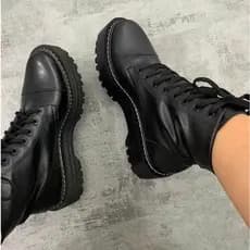 Bota Feminina Blogueira Tratorada Preta Solado Alto Casual Moda 2026