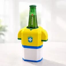Porta Garrafa Térmica Copa do Mundo Brasil p/ Cerveja Long neck Camisinha com Isopor