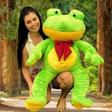 Sapo Gigante De Pelúcia Grande - 1 Metro Verde Com Laço Gigante Pelúcia Macia