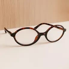 Óculos Vintage Blogueira Oval Armação Tartaruga + Estojo Unissex Tendência