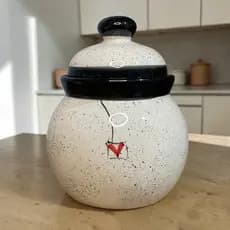 Pote Formato de Bolinha 1,1 Litros Feito em Cerâmica Bolachas Biscoitos