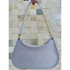 Bolsa de Ombro Pequena com Corrente Feminina Minimalista