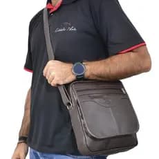 Bolsa Masculina - pasta transversal  shoulder bag média em couro sintético - Pasta Carteiro Capanga