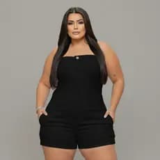 Macacão Jeans Feminino Curto Moda Casual Plus Size roupa prática e estilosa  modelagem que valoriza curvas