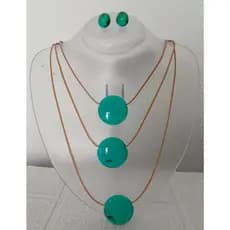 Kit Conjunto Feminino Colar Triplo e Brinco Resina Tons da Moda