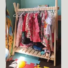 Arara Para Roupas Infantil Montessori Com Prateleira Cabideiro Fantasias Armário Guarda Roupas
