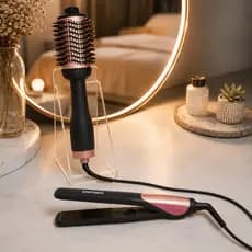 Escova Secadora + Chapinha Prancha Piastra Alisa Modela Cabelo Antifrizz Bivolt Profissional Dia dos Namorados