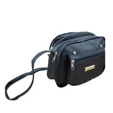 Bolsa pequena preta feminina com alça transversal