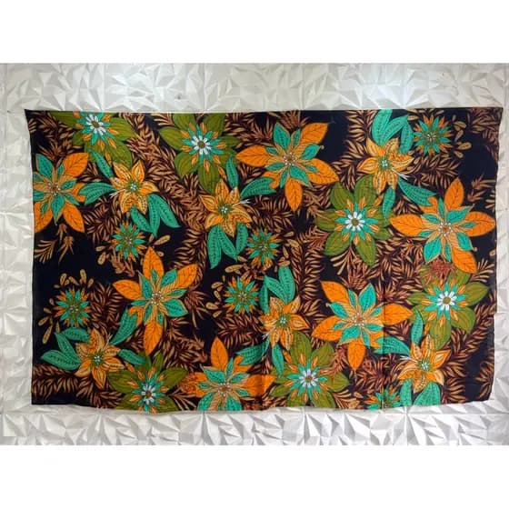 Canga de Praia Tecido Em Viscose Flores Diversas Cores