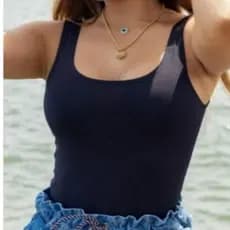 Camiseta Regata Feminina Suplex Básica Blusinha Alça Grossa Lisa Tecido Estilosa