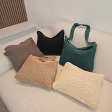 Bolsa Sacola de Ombro Alça Fixa Feminina Artesanal Lateral Crochê da Moda Linda Cores
