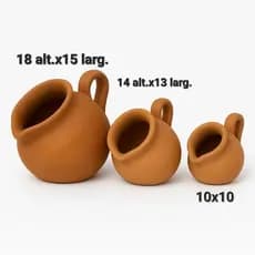 Jarrinha tombada de barro kit com 3