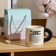 Caneca de Cerâmica com Design de Artista Feminina, Caneca Criativa para Café, Caneca de Leite para Meninas, Caneca Simpl