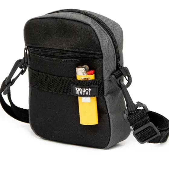 Shoulder Bag Bolsa Transversal Ombro Compacta Alça Ajustável Mini Bag Streetwear Com Porta Isqueiro