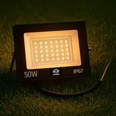 Refletor Led 10w, 20w, 30w, 50w,  100w, Holofote Bivolt Prova Dágua Luz Branco Quente Amarelo Ip66