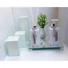 Kit  Luxo Saboneteira Aromatizador de Ambiente Com Trio Organizador e Bandeja