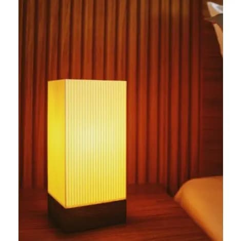 Abajur Luminária Quadrada Aconchegnte Luz Amarela Quente LED Base Quarto Mesa de Cabeceira Sala