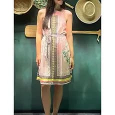 Vestido rodado rosa claro. Vestido princesa. Vestido verão. Vestido fuccia