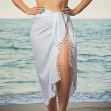 Marujá Beach Canga de Praia Em Viscose Branca Com Franja Off White Saída De Praia