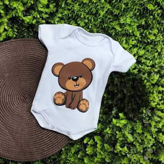 Body Infantil Manga Curta Branco Temático Bebê Arco Íris Unissex 100% Algodão