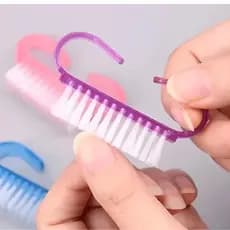 Kit 2/10 Escovinha de Unhas de Plástico com cerdas de NYLON e cabo anatômico manicure unhas