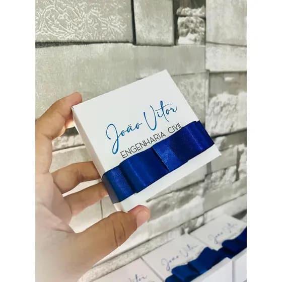 Caixa 4 doces Personalizada- Formaturas- Aniversários- Casamentos-Bodas-Inauguração