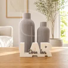 Kit Decorativo Lar Doce Lar  com 2 Vasos Cachepot Moderno – Decoração Moderna para Sala, Quarto e Escritório