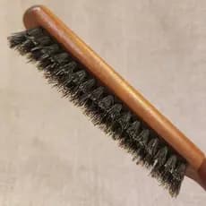 ESCOVA DE MADEIRA PARA PENTEADO