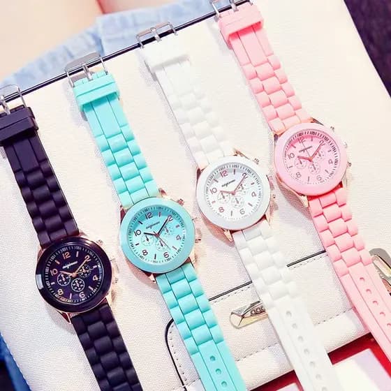 Relógio Feminino Disponível Em 12 Cores Com Pulseira De Silicone De Alta Qualidade Para Mulheres