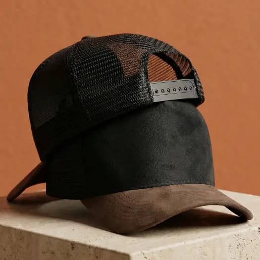 Boné Trucker Liso Camurça Telinha Aba Curva Simprão Ajustavel de Varias Cores Premium