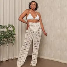 Calça Saida De Praia Plus Size Crochê Tricot Feminina Moda Blogueira Detalhes Com Furos