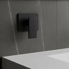 Acabamento Monocomando Quadrado Preto Docol Luxo Premium Design Alta Qualidade e Durabilidade